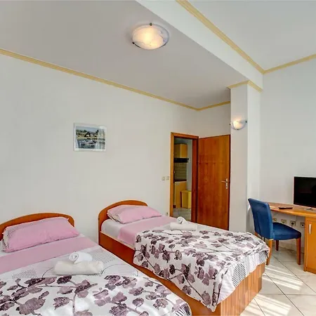 Apartments Plavi Biser Šibenik Exterior foto