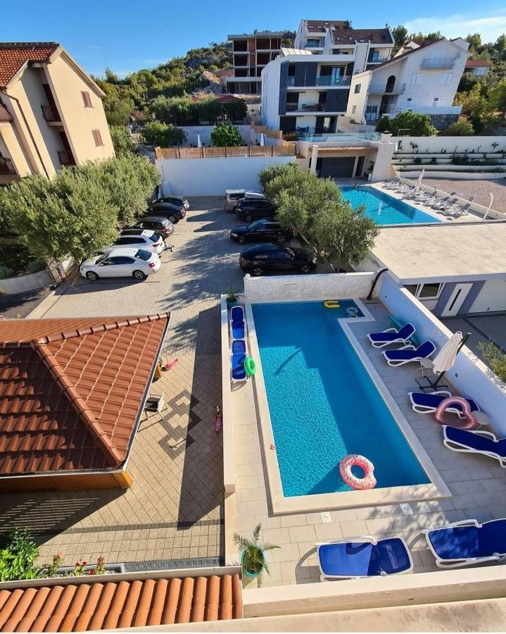 Plavi Biser