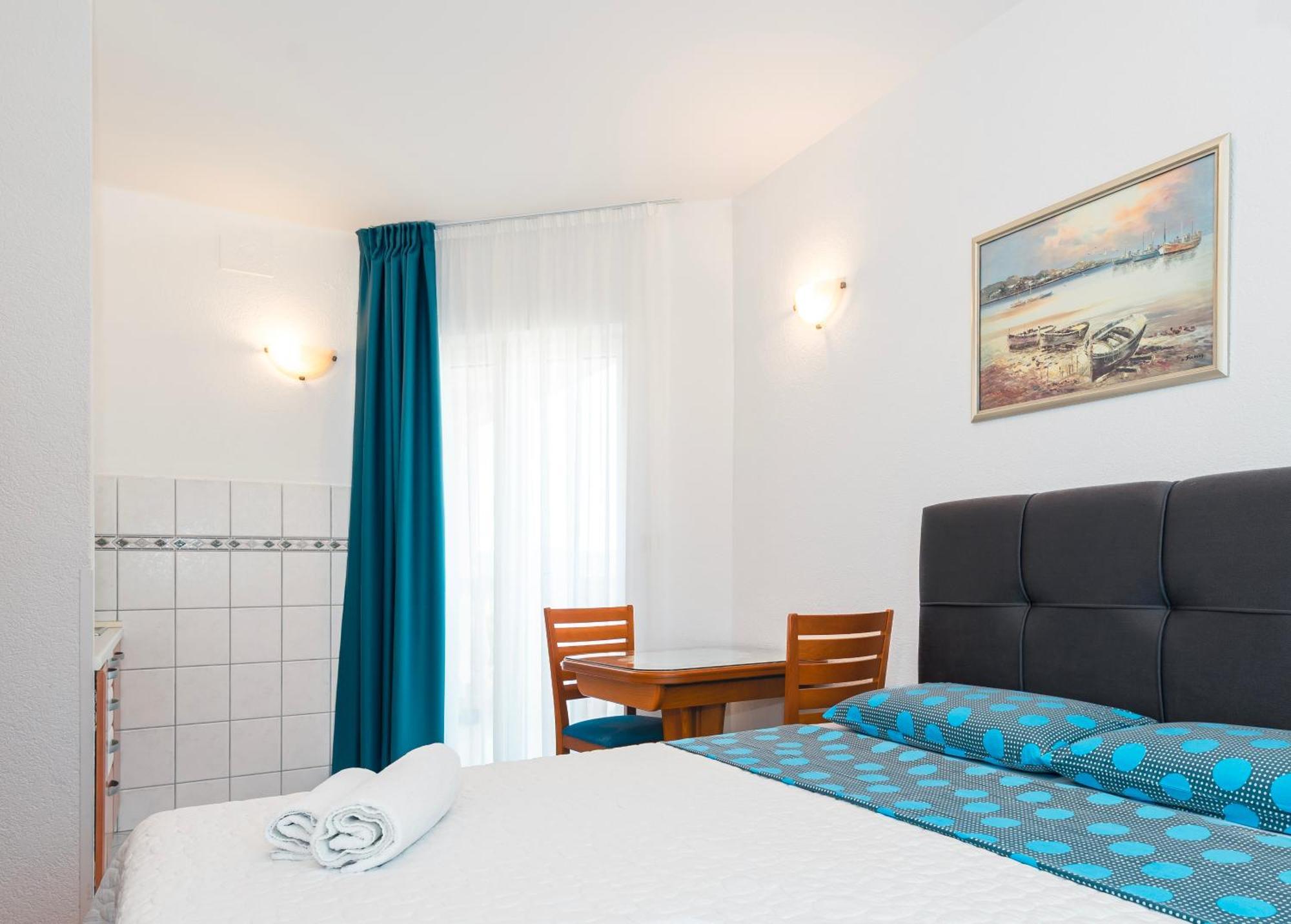 Plavi Biser