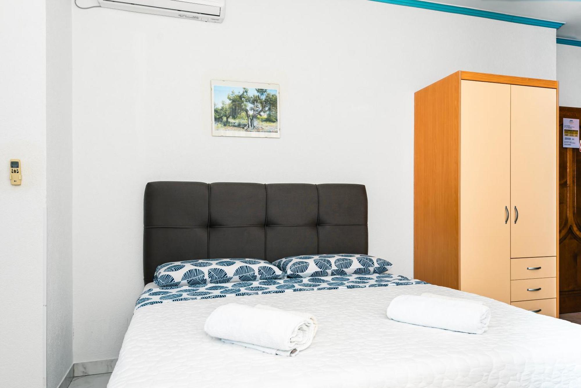 Plavi Biser Apartment *