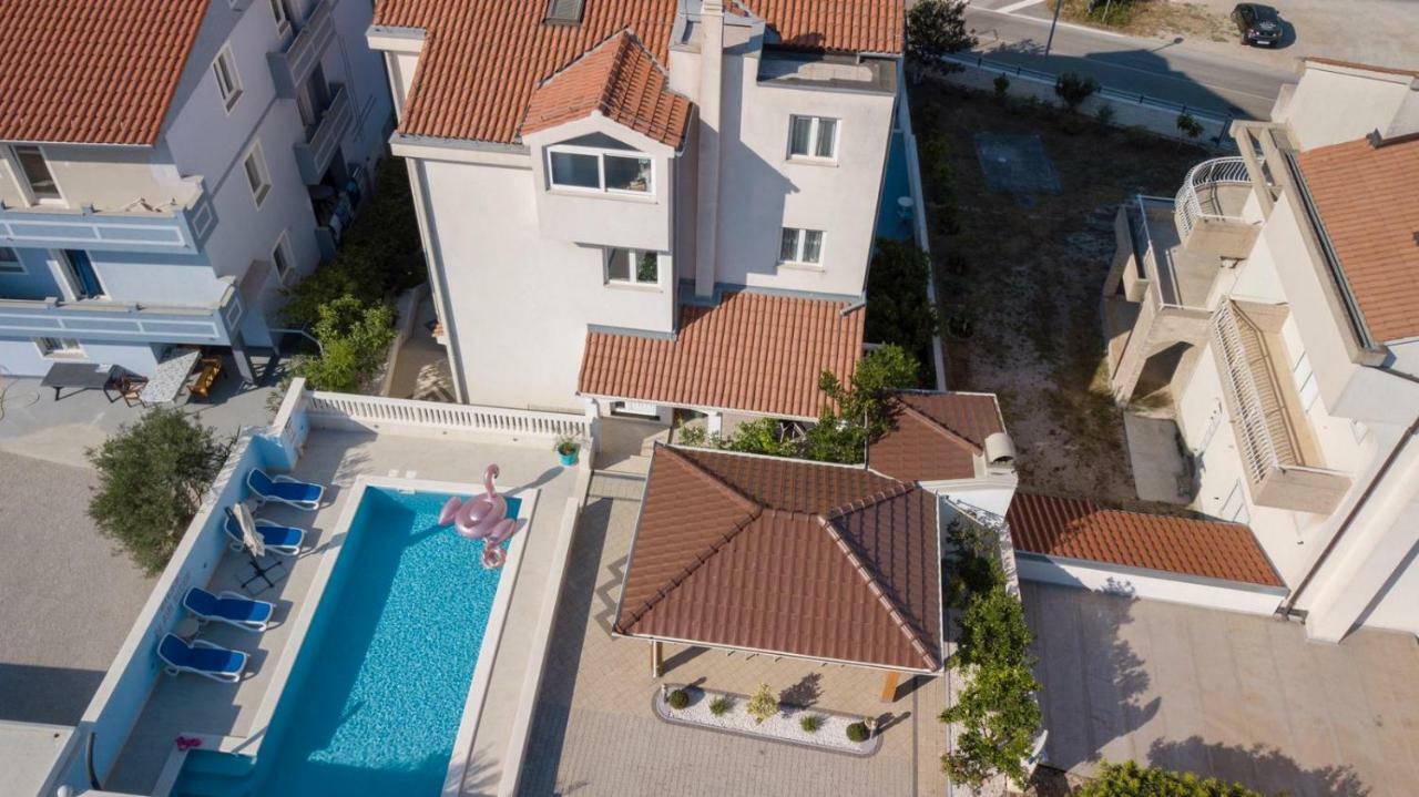Plavi Biser * Sibenik