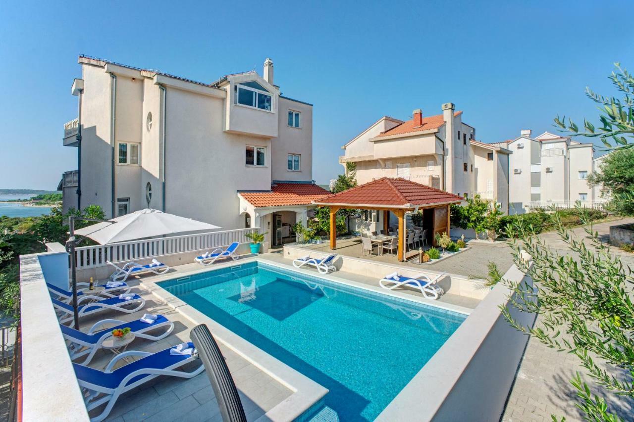 Apartment Plavi Biser