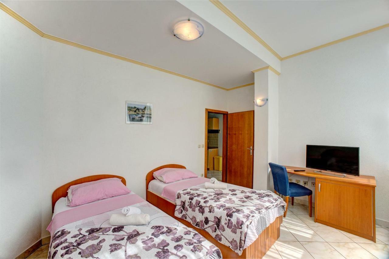 Plavi Biser Apartment Sibenik